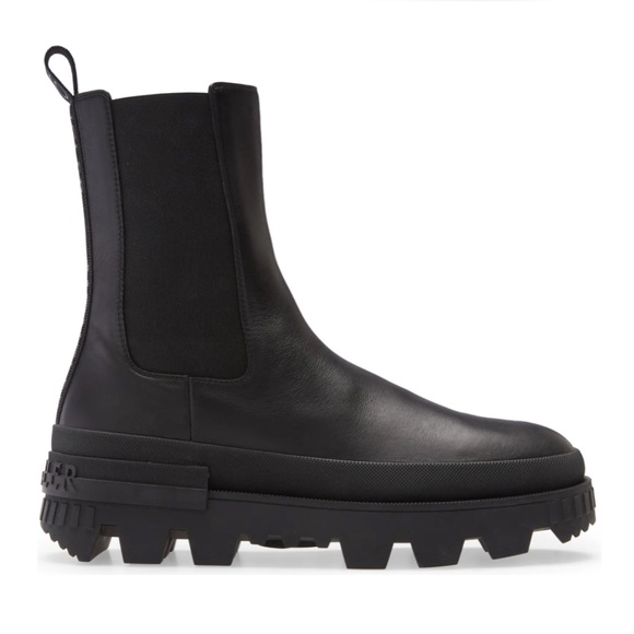 NWT $825 Moncler Coralyne Chelsea Boot (Women) in Black - size 41 EU / 11 US! - Picture 3 of 6